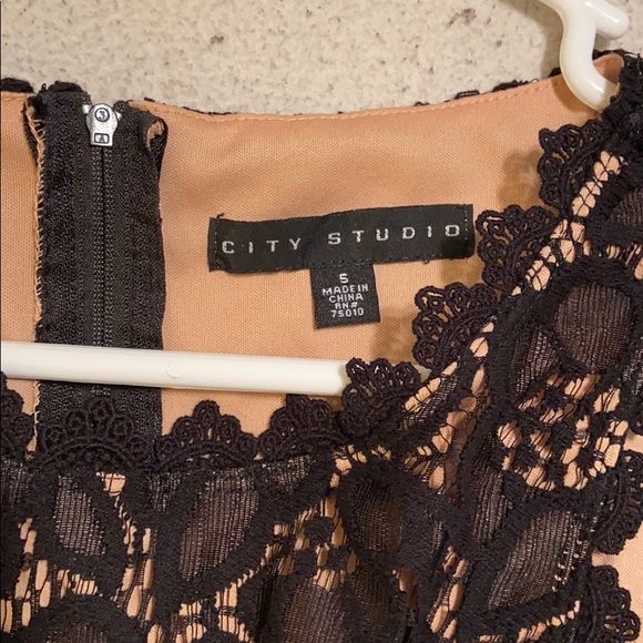 Semi-Formal dress - Picture 4 of 4